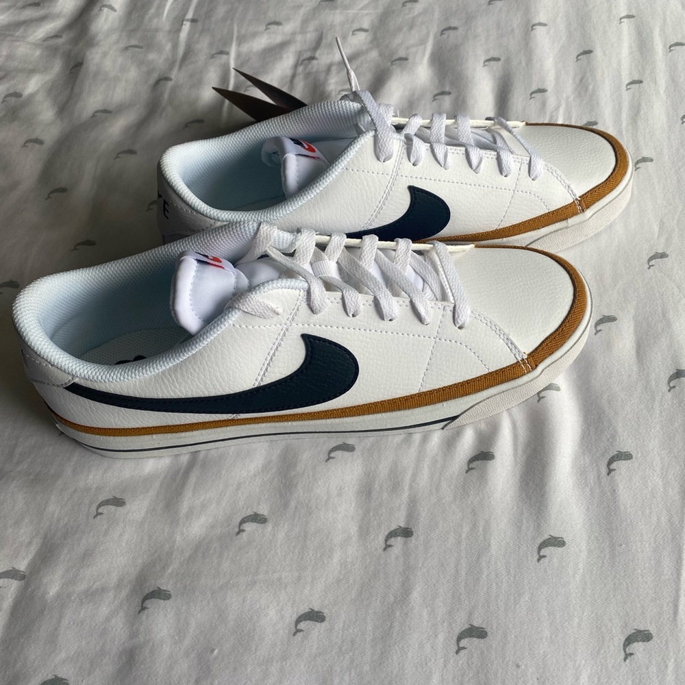 Nike Court Legacy 10.5 White (BRAND NEW)